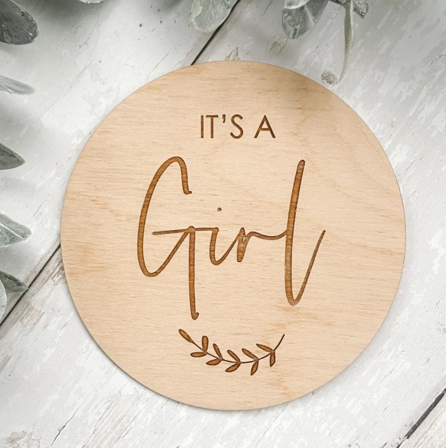 Laser Designs Fox & Bramble | It'S A Girl Wooden Disc | Wooden Baby Announcement | Baby Arrival Sign