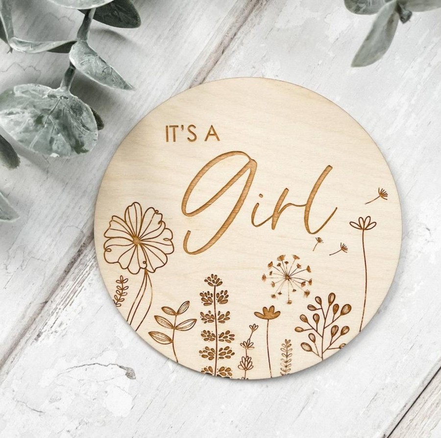 Laser Designs Fox & Bramble | It'S A Girl Wooden Disc | Wooden Baby Announcement | Baby Arrival Sign