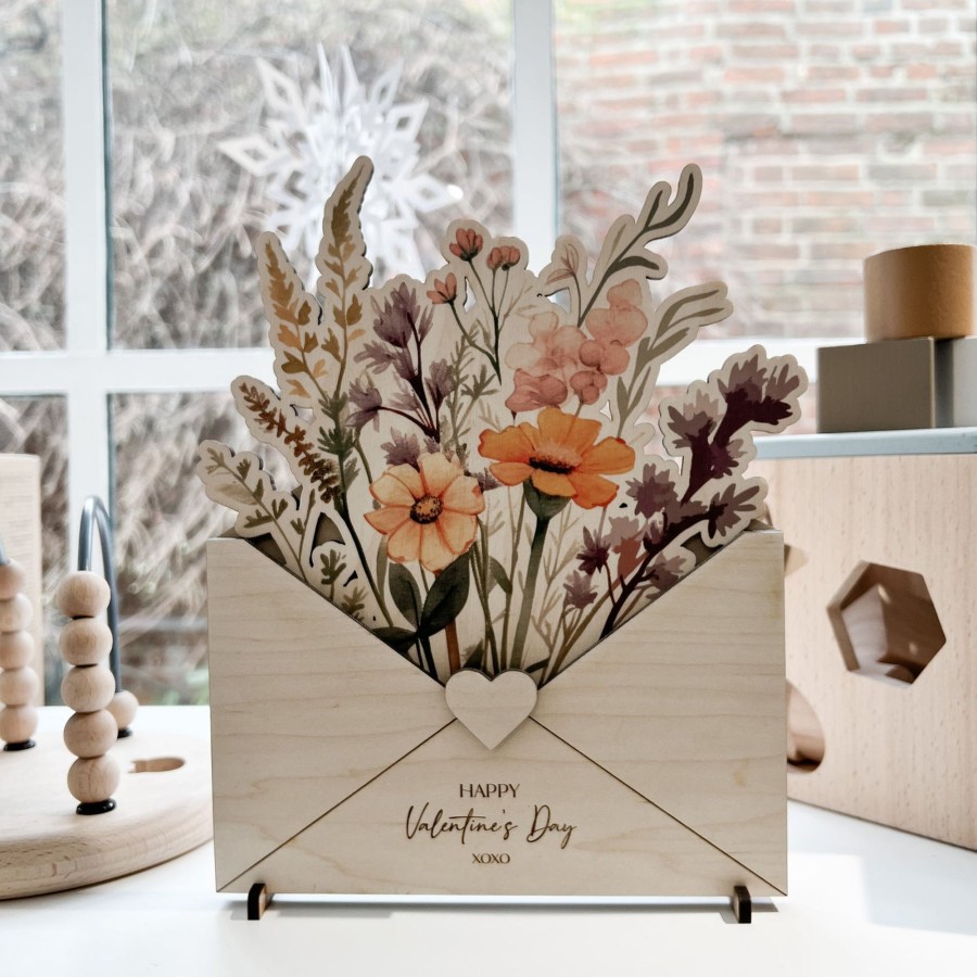 Laser Designs Fox & Bramble | Wooden Envelope With Printed Flowers - Large Bouquet