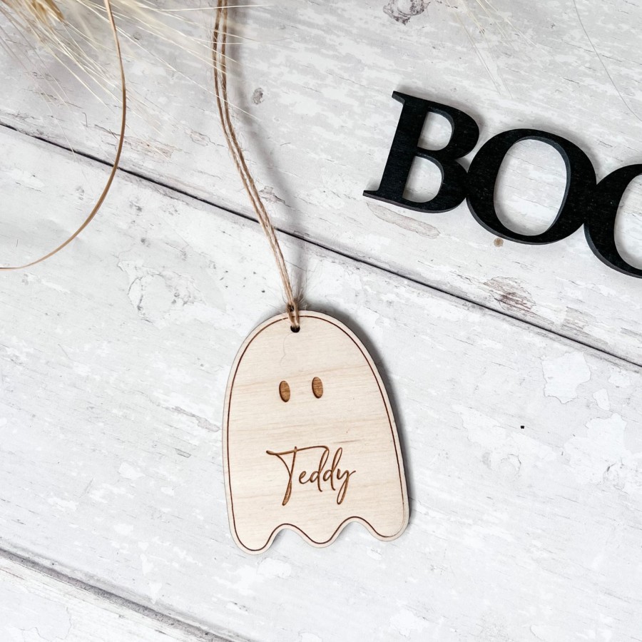 Laser Designs Fox & Bramble | Personalised Engraved Ghost Tag