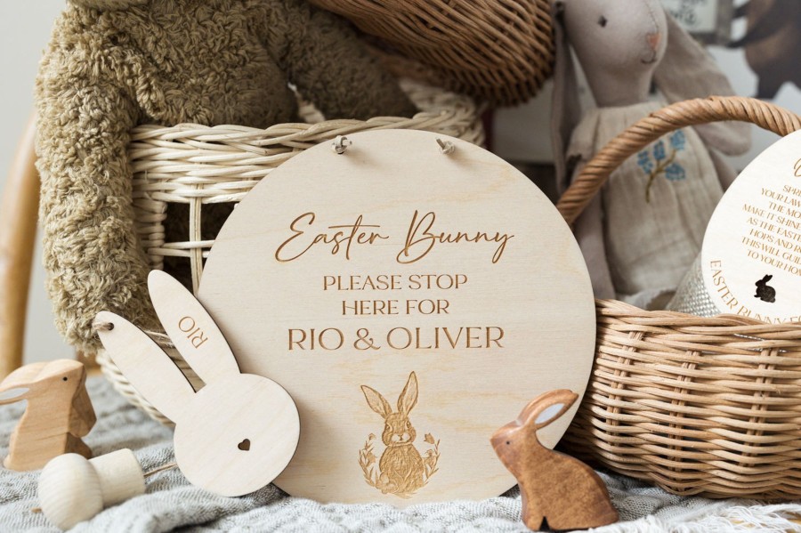 Laser Designs Fox & Bramble | Easter Bunny Please Stop Here Personalised Hanging | Wooden Sign | Las