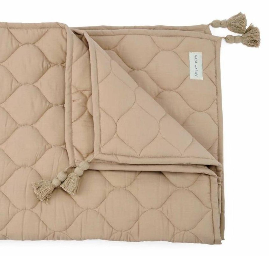 Baby Care Avery Row | Avery Row Quilt - Sesame